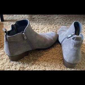 Short dress boots they are grey boots and are a size 9.5